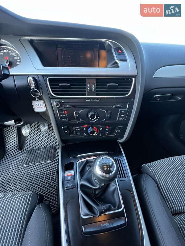 Универсал Audi A4 2009 в Луцке