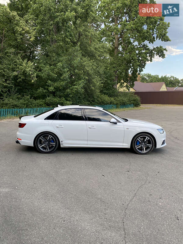 Седан Audi A4 2016 в Києві