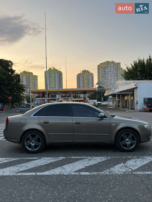 Седан Audi A4 2005 в Киеве