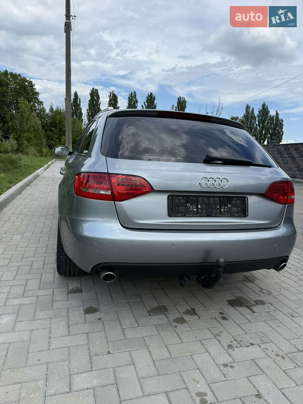 Універсал Audi A4 2010 в Луцьку