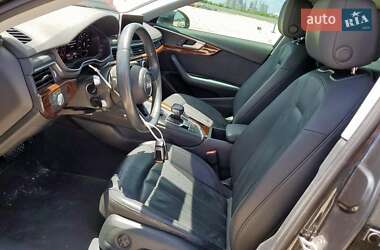 Седан Audi A4 2018 в 