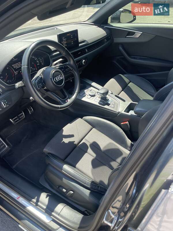 Седан Audi A4 2017 в Харкові
