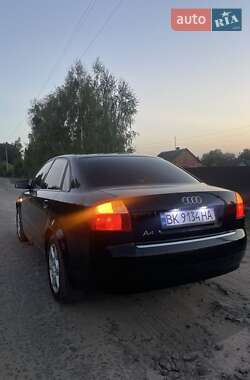 Седан Audi A4 2002 в 