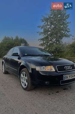 Седан Audi A4 2002 в 