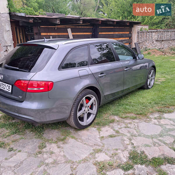 Универсал Audi A4 2012 в Ужгороде