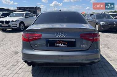 Седан Audi A4 2013 в 