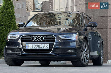 Седан Audi A4 2014 в 