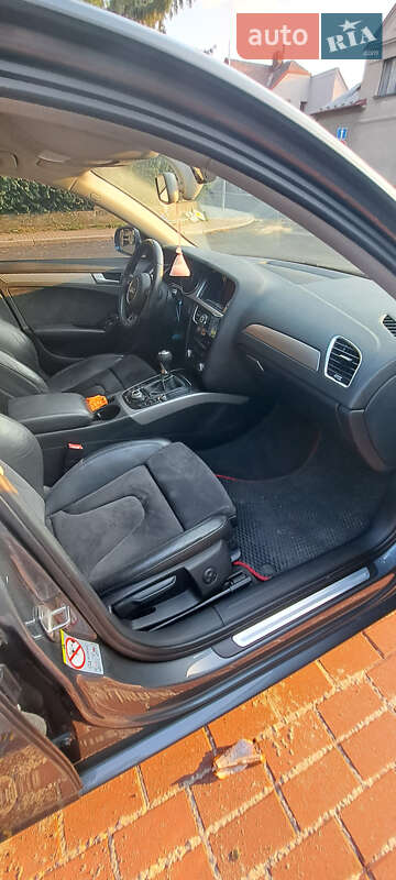 Универсал Audi A4 2012 в Ужгороде