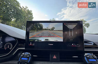 Седан Audi A4 2022 в 