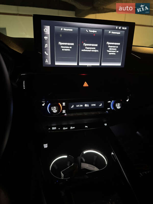 Седан Audi A4 2022 в Киеве