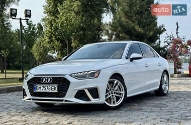 Седан Audi A4 2022 в 