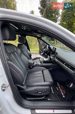 Седан Audi A4 2022 в 
