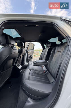 Седан Audi A4 2022 в 