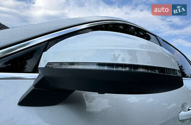 Седан Audi A4 2022 в 