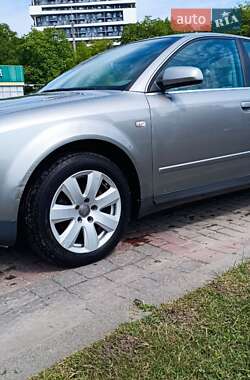 Седан Audi A4 2002 в 