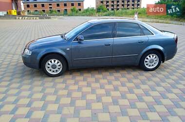 Седан Audi A4 2001 в 