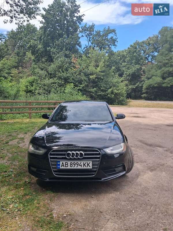 Седан Audi A4 2013 в Жмеринці
