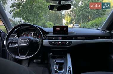Седан Audi A4 2016 в 