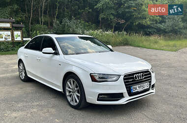 Седан Audi A4 2015 в 