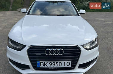 Седан Audi A4 2015 в 