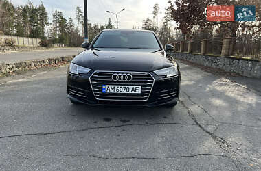 Седан Audi A4 2015 в 