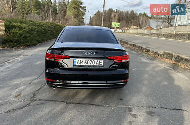 Седан Audi A4 2015 в 