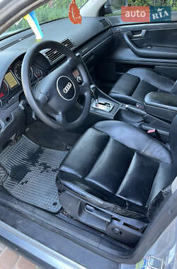 Седан Audi A4 2001 в 