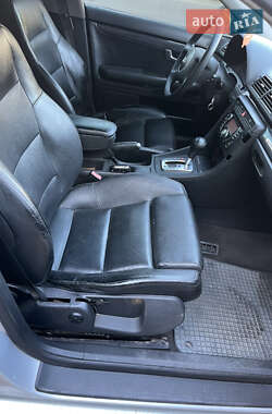 Седан Audi A4 2001 в 