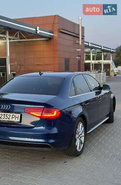 Седан Audi A4 2014 в 