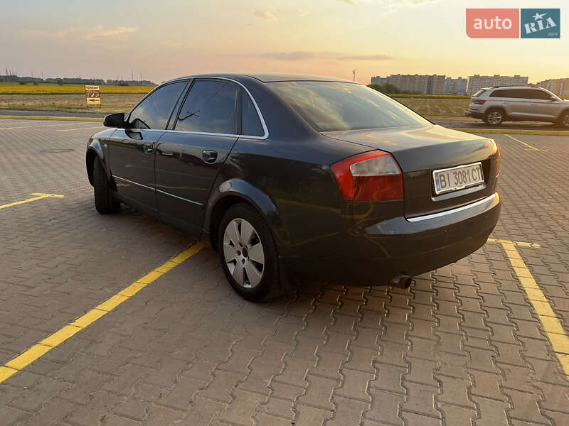 Седан Audi A4 2001 в Полтаве