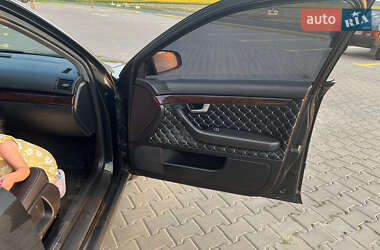 Седан Audi A4 2001 в 