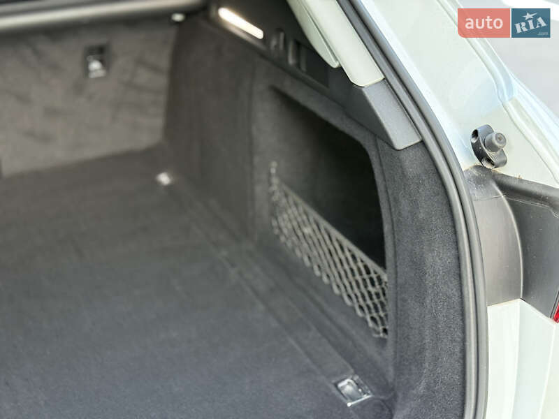Універсал Audi A4 2019 в Вінниці