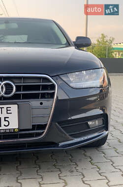 Седан Audi A4 2012 в 