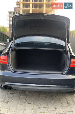 Седан Audi A4 2012 в 