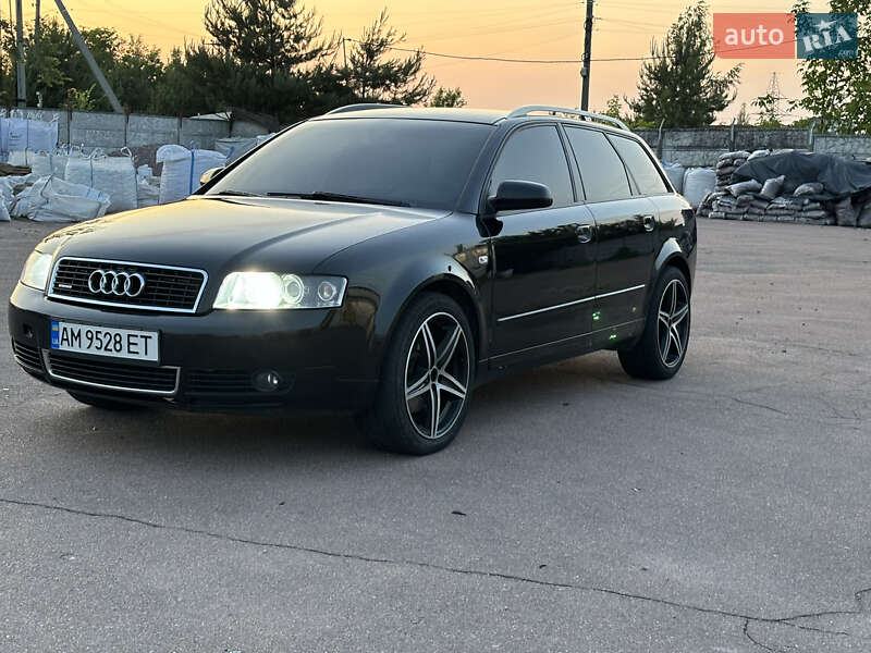 Универсал Audi A4 2004 в 