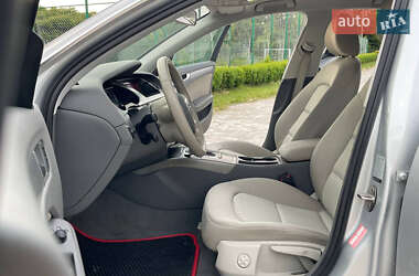 Седан Audi A4 2009 в 