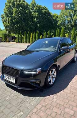 Седан Audi A4 2012 в Львові