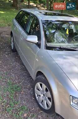 Универсал Audi A4 2003 в 