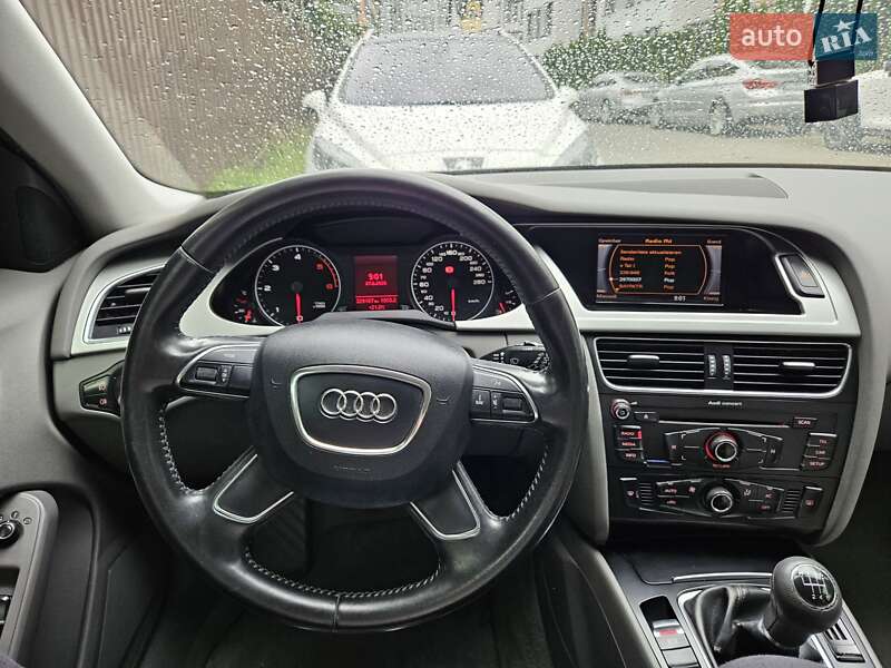 Универсал Audi A4 2010 в Львове