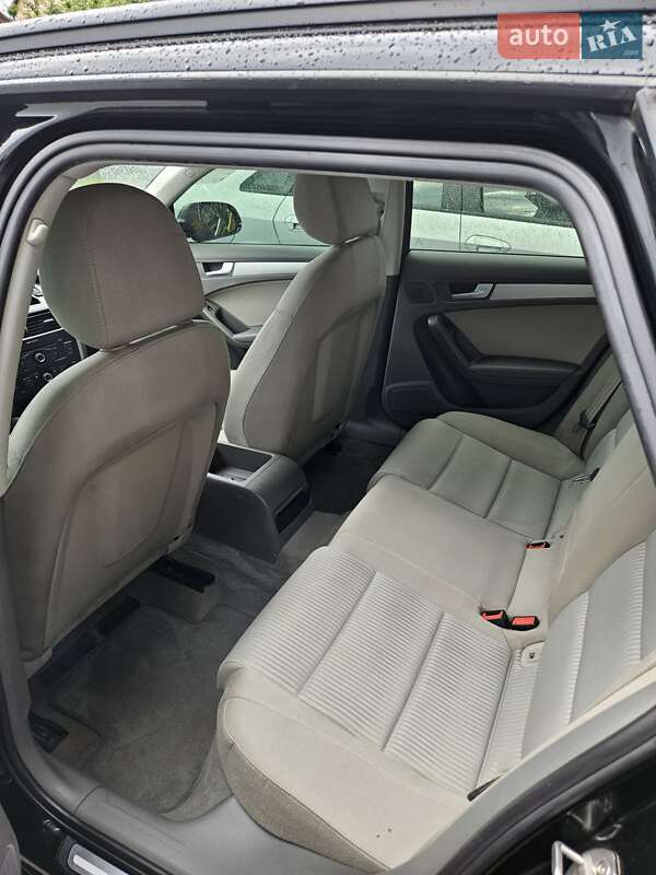 Универсал Audi A4 2010 в Львове