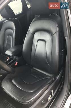 Седан Audi A4 2013 в 