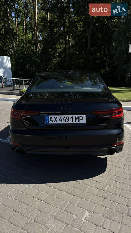 Седан Audi A4 2018 в Киеве
