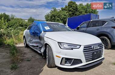 Седан Audi A4 2019 в 