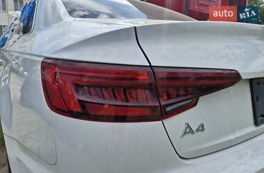 Седан Audi A4 2019 в 