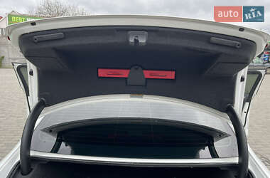 Седан Audi A4 2014 в 
