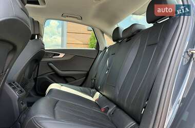Седан Audi A4 2017 в 