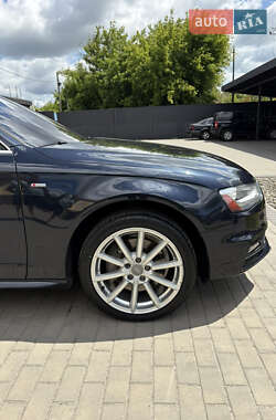 Седан Audi A4 2013 в 