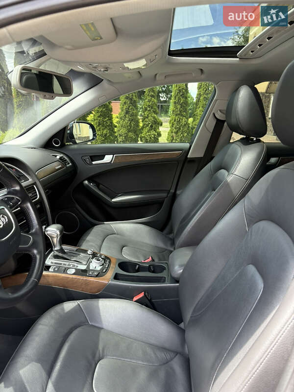 Седан Audi A4 2013 в Луцьку