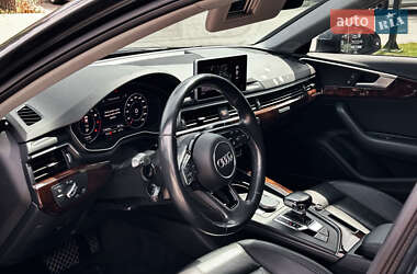 Седан Audi A4 2018 в 