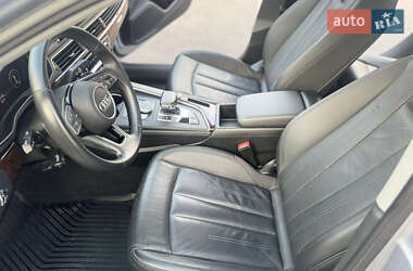 Седан Audi A4 2019 в 